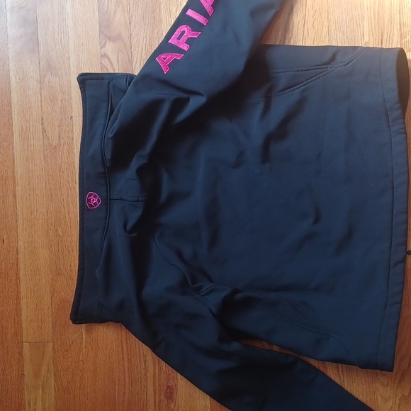 Ariat Women's Black With Pink Softshell Jacket - Picture 2 of 6